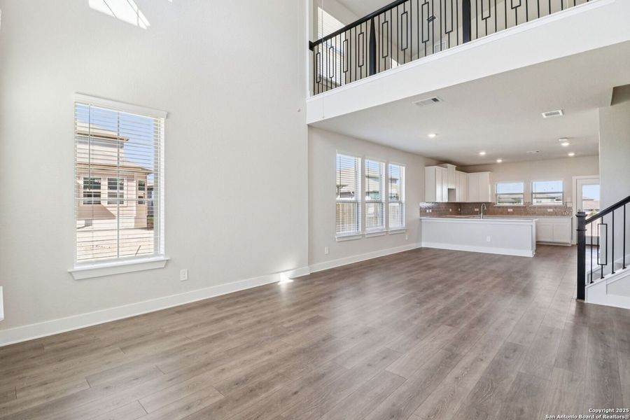Spacious, unfurnished interior of a new home in Legendary Trails - Premier Series, Cibolo (Image 29).