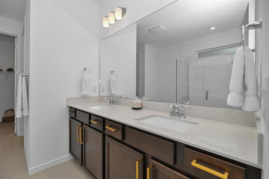 Furnished interior view inside a new home in , Ocala (Image 20).