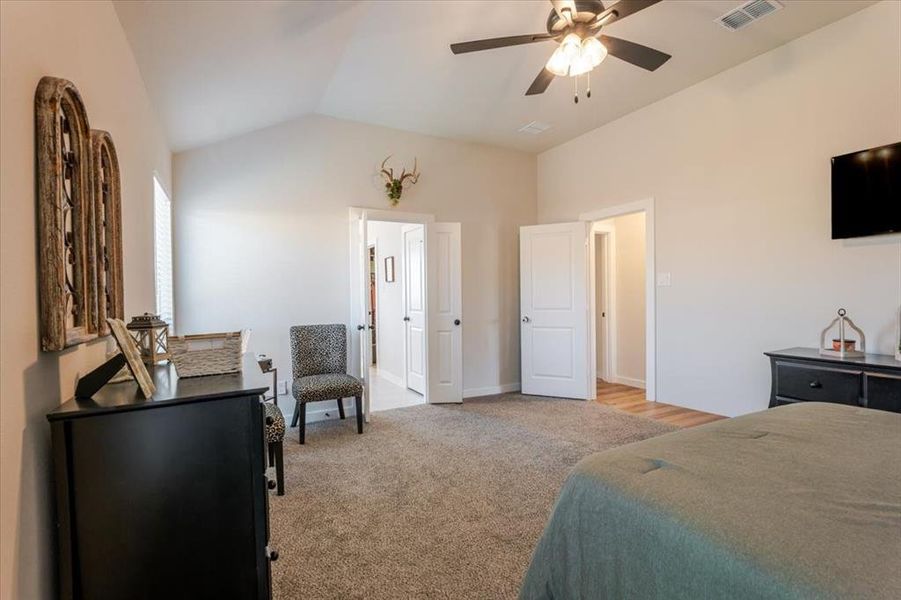 Furnished interior view inside a new home in , Glen Rose (Image 14).