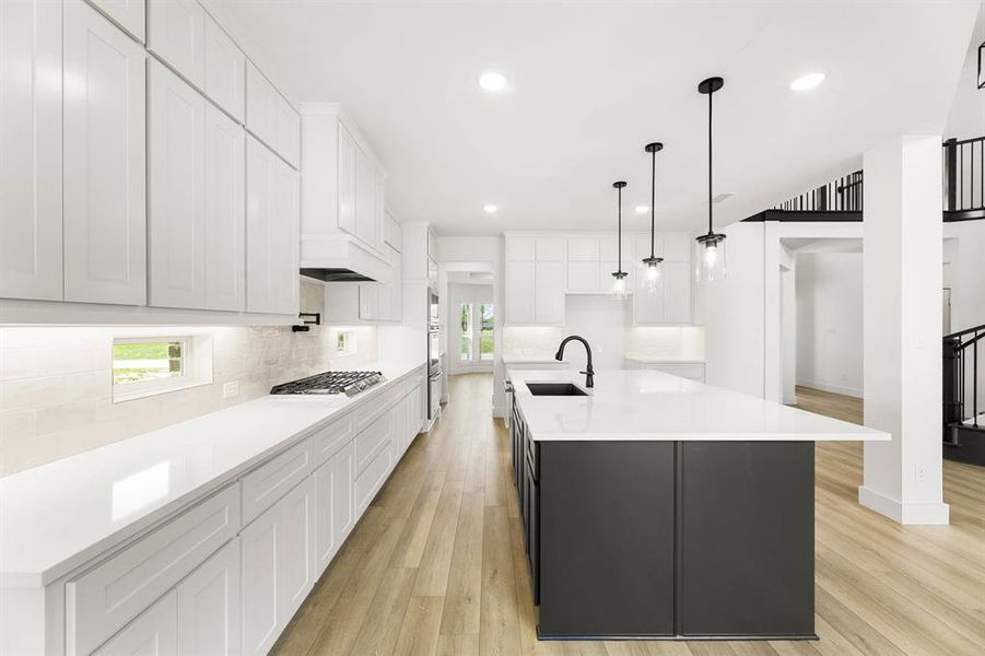 210 Cheyenne Mountain-Kitchen-3