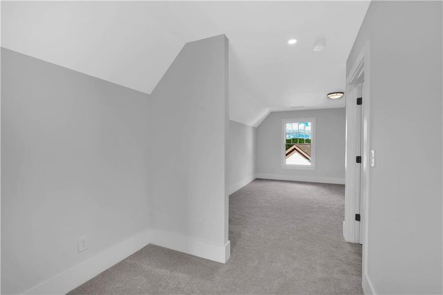 Spacious, unfurnished interior of a new home in Eastmore, Conyers (Image 34).