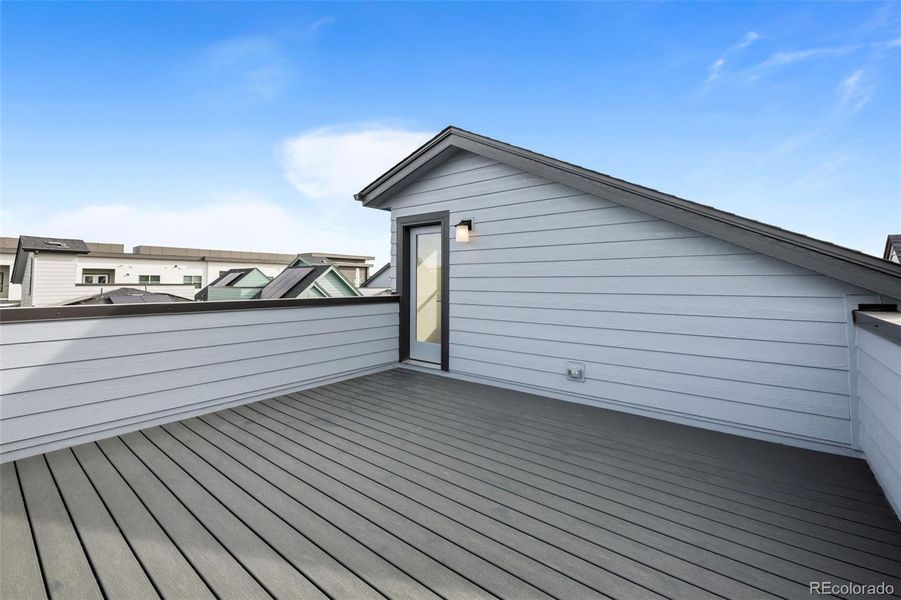 Image 40 of a home in Baseline.