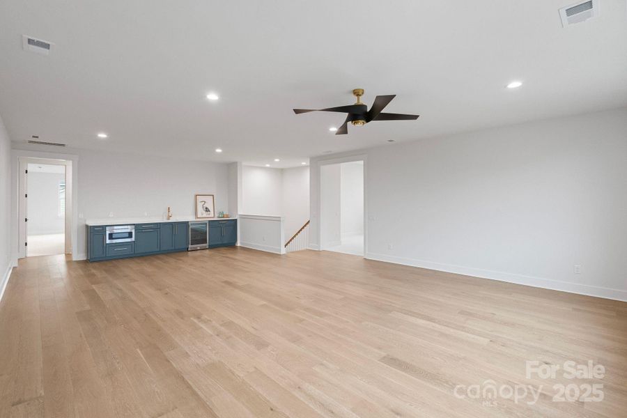 Spacious, unfurnished interior of a new home in , Huntersville (Image 38). Spacious, unfurnished interior of a new home in , Huntersville (Image 38).