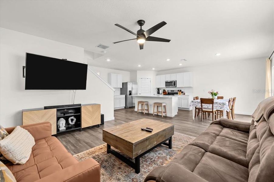 Furnished interior view inside a new home in Epperson, Wesley Chapel (Image 19).