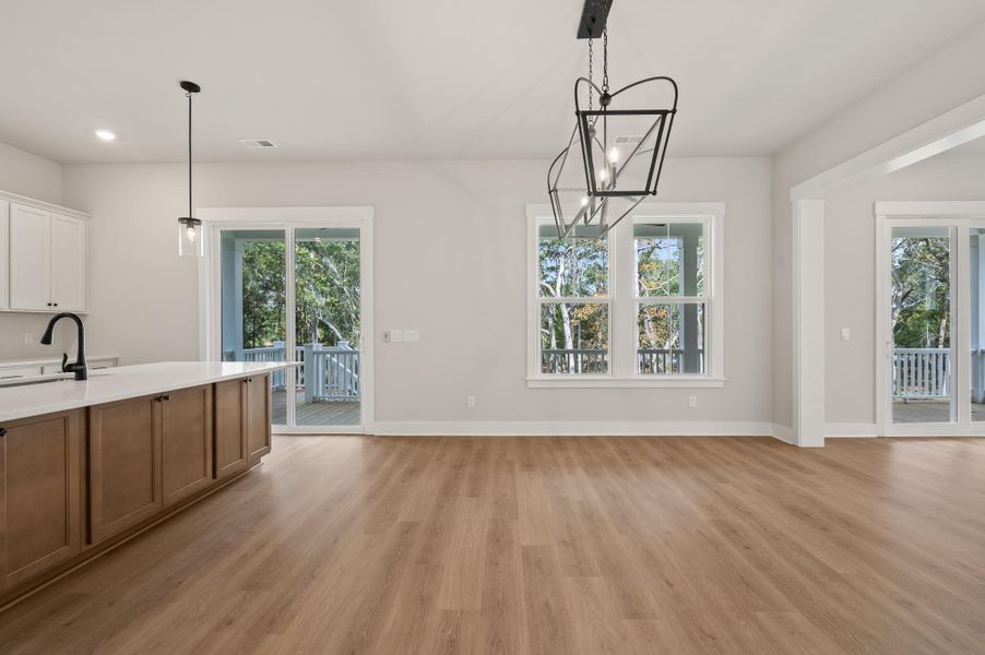 Spacious, unfurnished interior of a new home in Charleston County Homes, Mount Pleasant (Image 19).