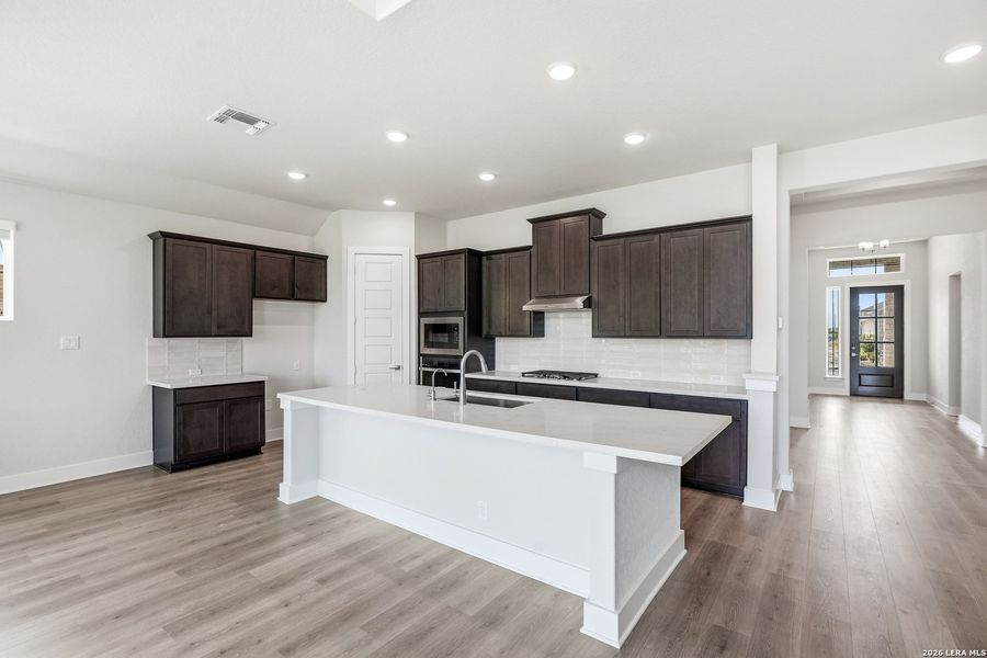 Furnished interior view inside a new home in Esperanza 50's, Boerne (Image 14).
