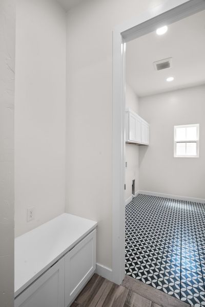 Furnished interior view inside a new home in Summer Sky North, El Paso (Image 16).