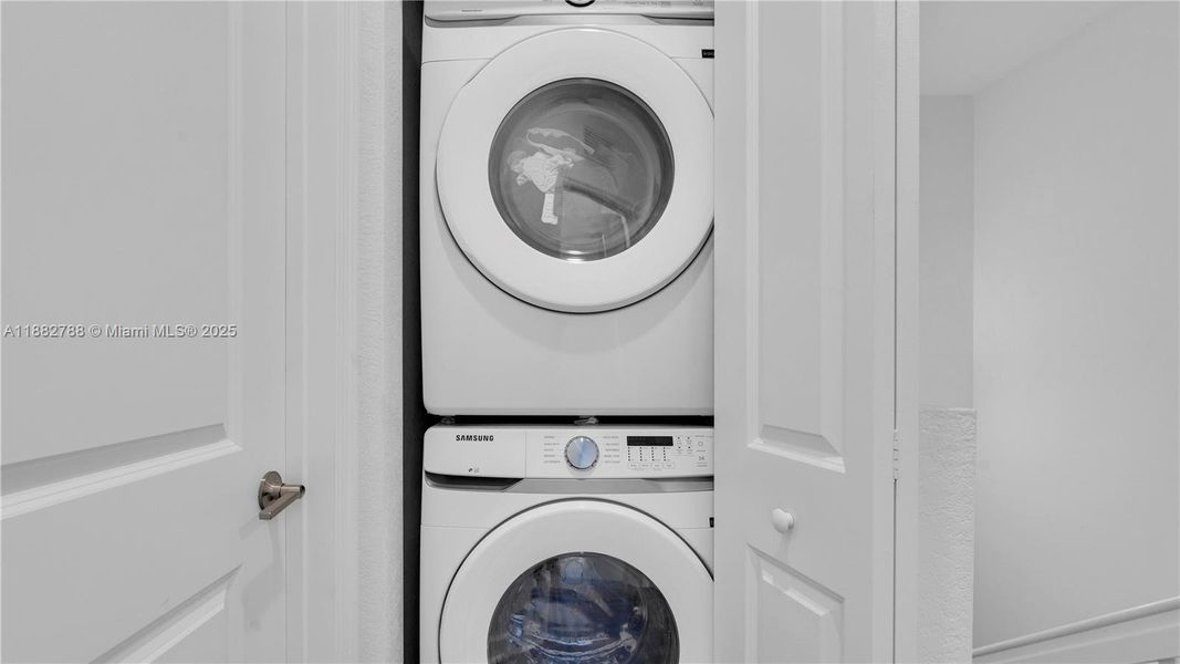 Image 36 of a home in .