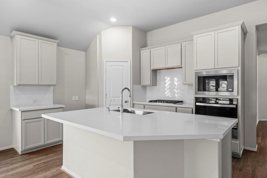 Furnished interior view inside a new home in Candela, Richmond (Image 8).