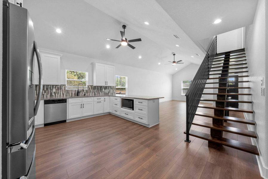 Furnished interior view inside a new home in , Granite Shoals (Image 15).