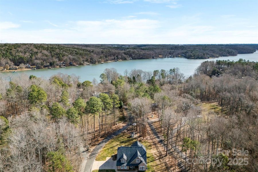 Image 43 of a home in .