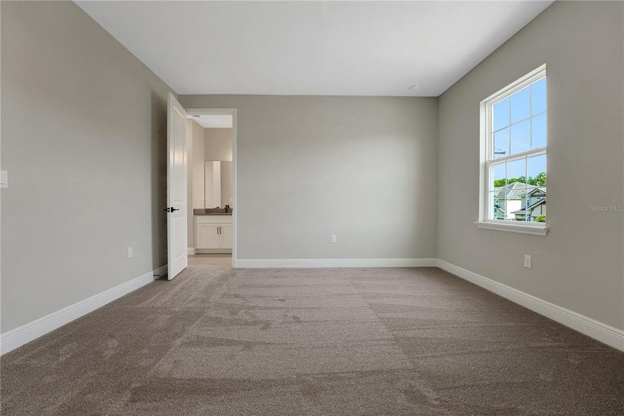 Spacious, unfurnished interior of a new home in Palms at Windermere, Windermere (Image 50). Spacious, unfurnished interior of a new home in Palms at Windermere, Windermere (Image 50).