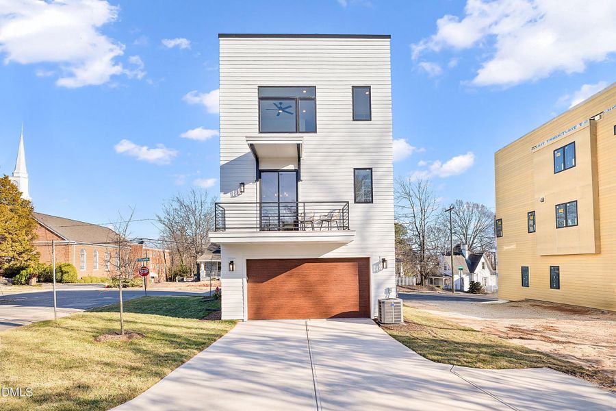 09-813 N Roxboro_6978 EDITED 09-813 N Roxboro_6978 EDITED