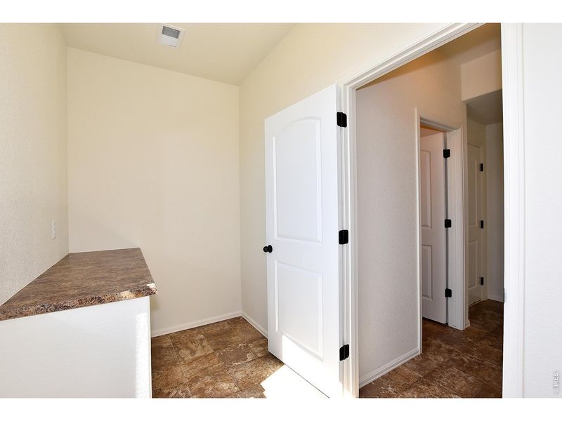 Spacious, unfurnished interior of a new home in , Greeley (Image 24).