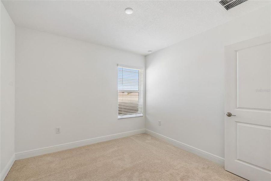 Spacious, unfurnished interior of a new home in SeaFlower, Bradenton (Image 23).