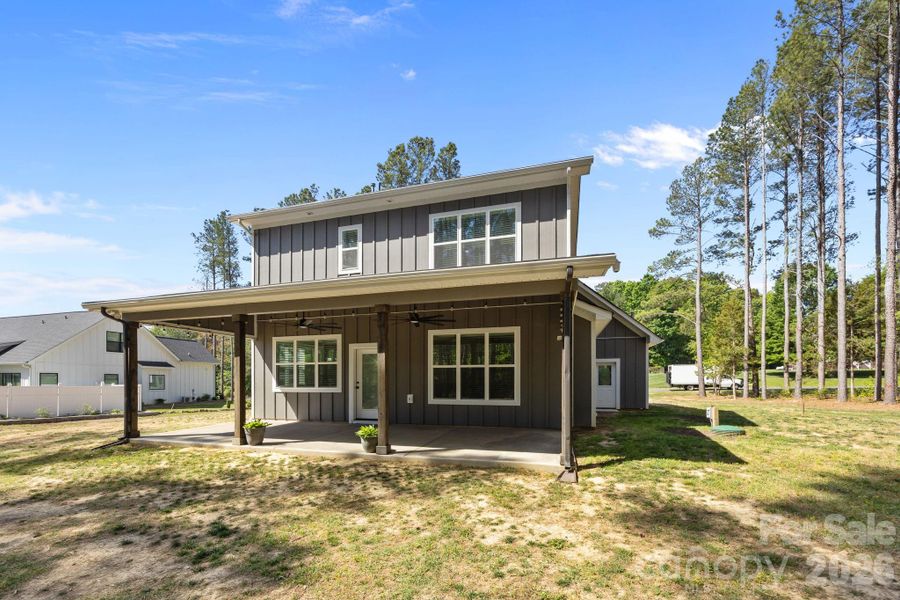 Exterior details and patio area of a home in , Monroe (Image 31).