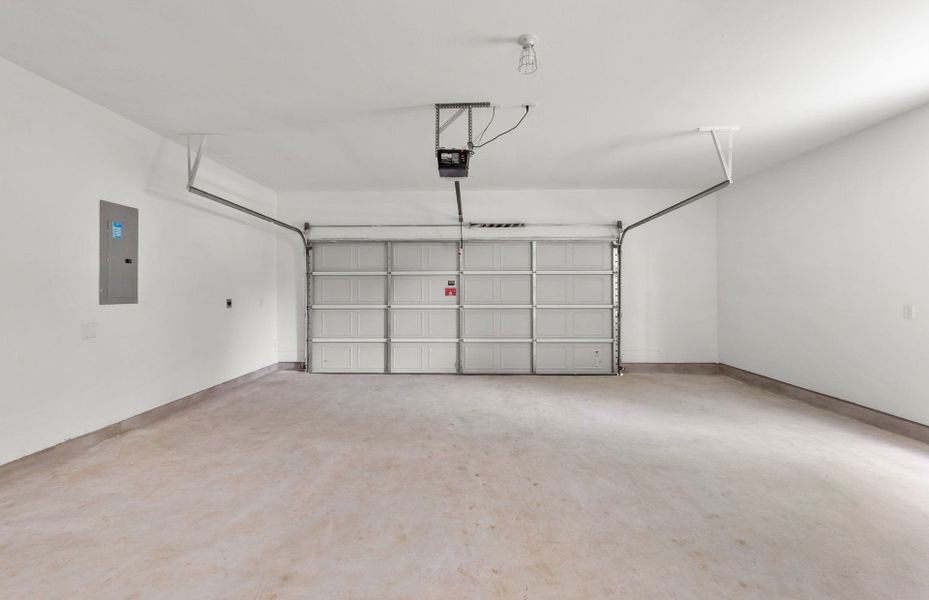 Spacious, unfurnished interior of a new home in Monarch on Main, Round Rock (Image 15). Spacious, unfurnished interior of a new home in Monarch on Main, Round Rock (Image 15).