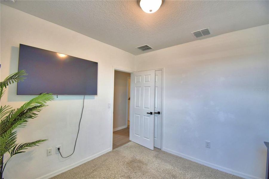 Spacious, unfurnished interior of a new home in Lake Deer Estates - Classic Series, Kissimmee (Image 23).