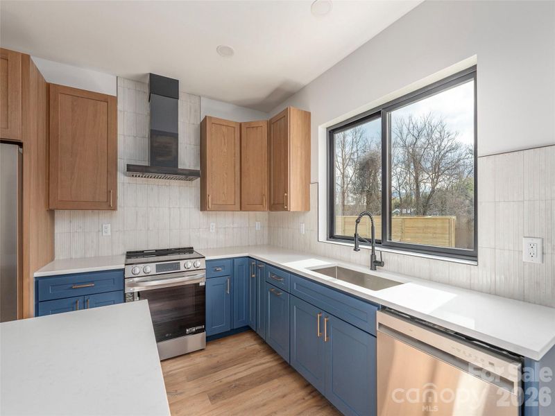 Furnished interior view inside a new home in , Waynesville (Image 7).