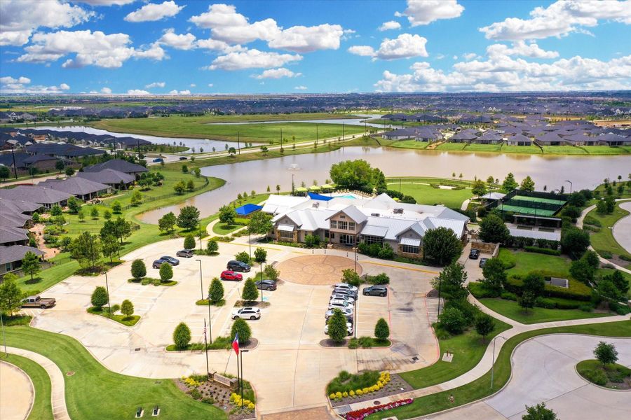Image 37 of a home in Cross Creek West. Image 37 of a home in Cross Creek West.