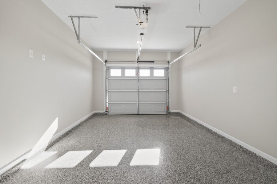 Spacious, unfurnished interior of a new home in Legacy Preserve, Tullahoma (Image 33).