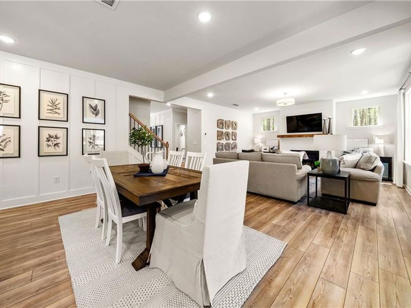 Furnished interior view inside a new home in Riverwood, Dallas (Image 14).