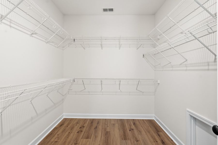 Spacious, unfurnished interior of a new home in Timberland Grove, Anderson (Image 30).