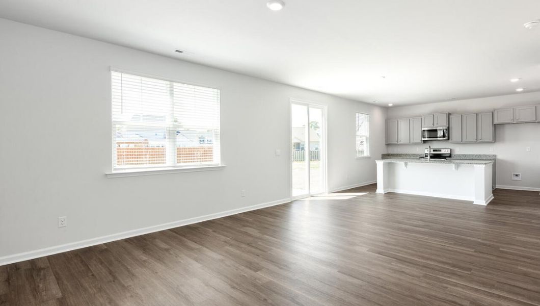 Spacious, unfurnished interior of a new home in Grayson Park, Leland (Image 20).