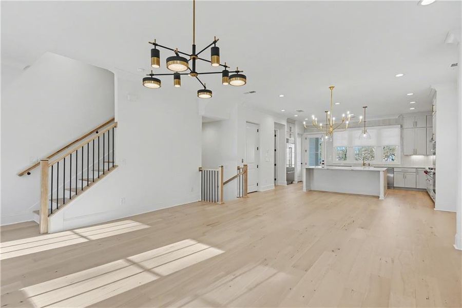 Spacious, unfurnished interior of a new home in , Alpharetta (Image 25).