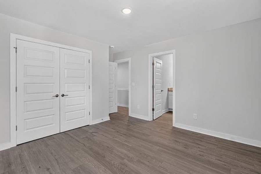 Spacious, unfurnished interior of a new home in , Fayetteville (Image 14).