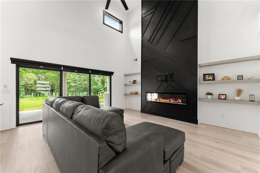 Furnished interior view inside a new home in , Hartwell (Image 43).