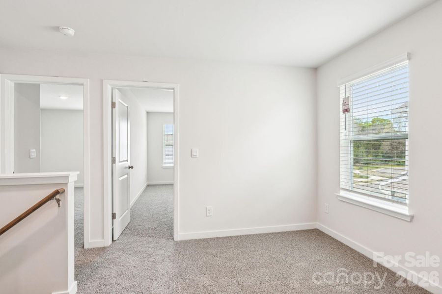 Spacious, unfurnished interior of a new home in Woodhaven at Chester, Chester (Image 18).