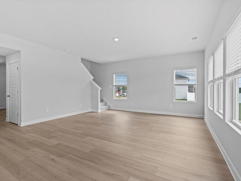 Spacious, unfurnished interior of a new home in Chatham Forest, Duncan (Image 10).