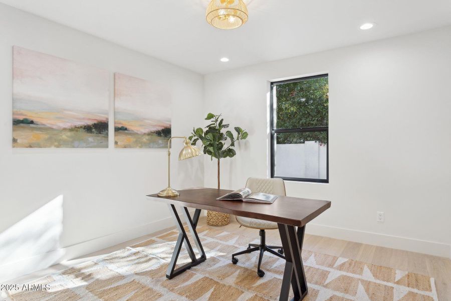 2nd Bedroom / Office 2nd Bedroom / Office