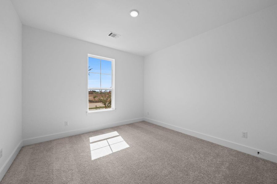 What a perfect space for a growing family, or even a parent to stay!