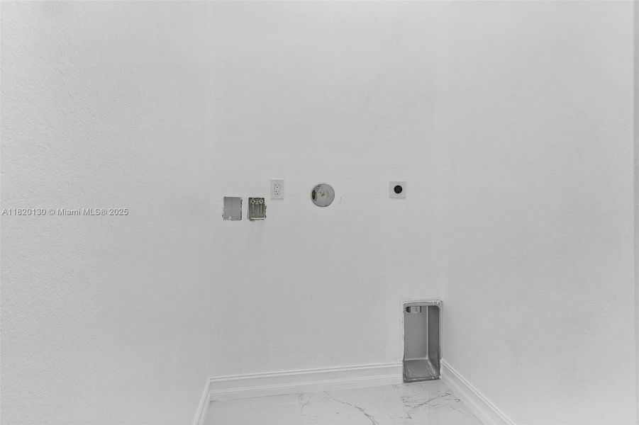 Image 21 of a home in .