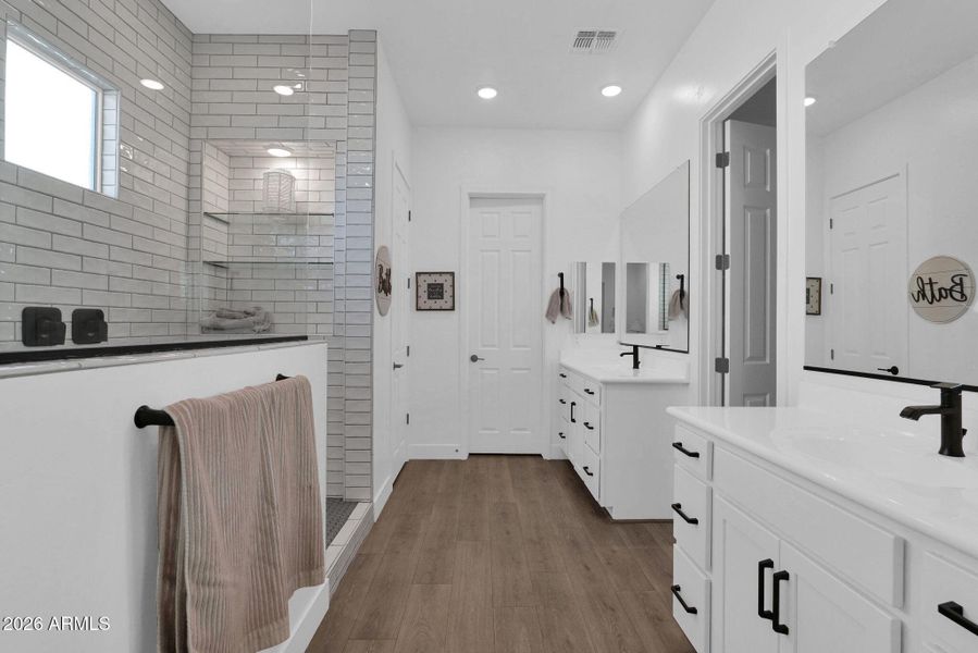 15-web-or-mls-P1525336