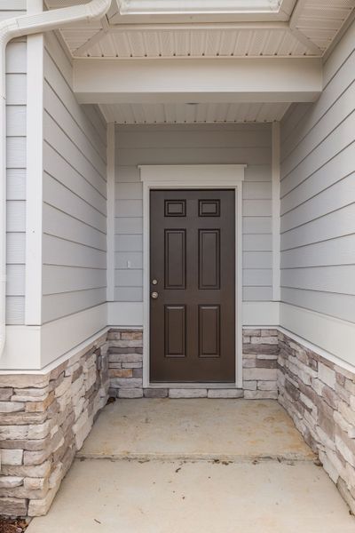 Exterior details and patio area of a home in Hampshire Hills, Columbia (Image 3).