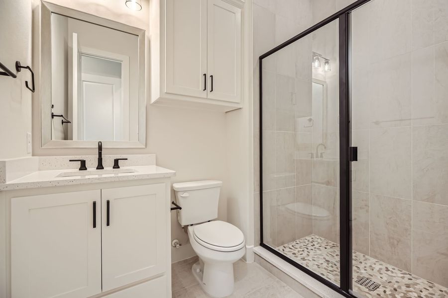 Plan 1641 Secondary Bathroom Representative Photo Plan 1641 Secondary Bathroom Representative Photo