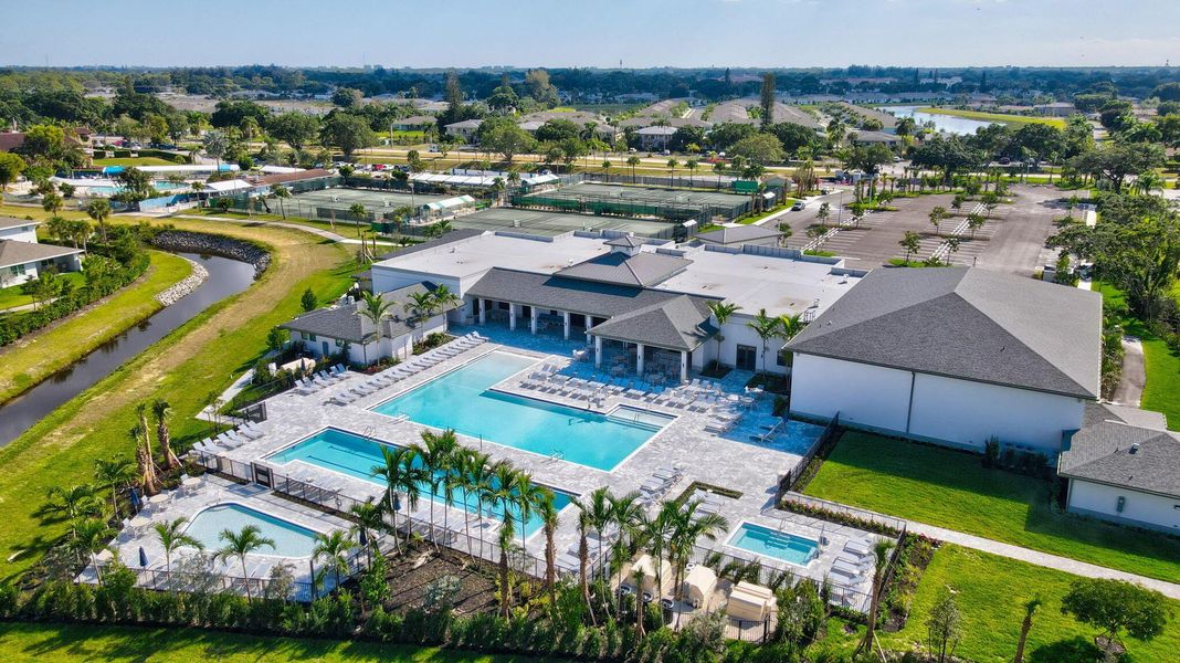 Community amenities in Delray Trails: The Woods, Delray Beach (Image 38).