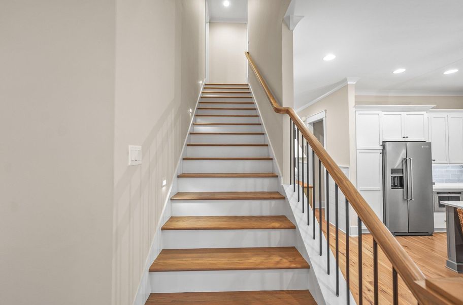 Spacious, unfurnished interior of a new home in , Beaufort (Image 19).