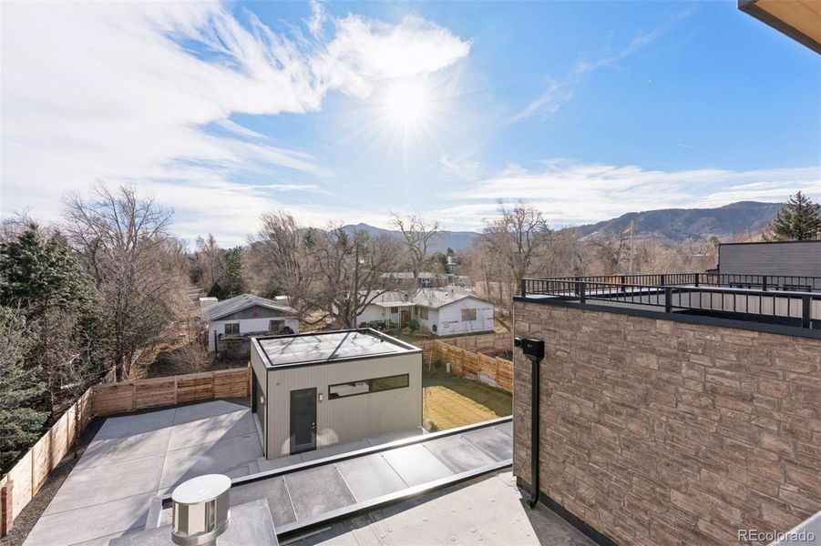 Exterior details and patio area of a home in , Boulder (Image 4).