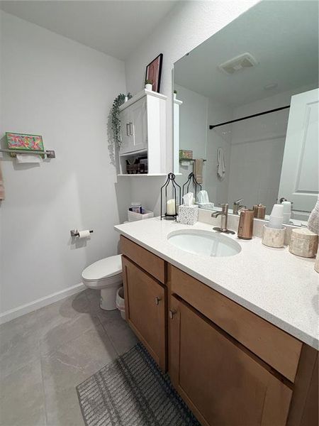Furnished interior view inside a new home in , Winter Springs (Image 20).