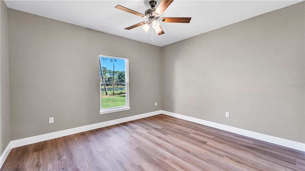Spacious, unfurnished interior of a new home in , Deltona (Image 21).