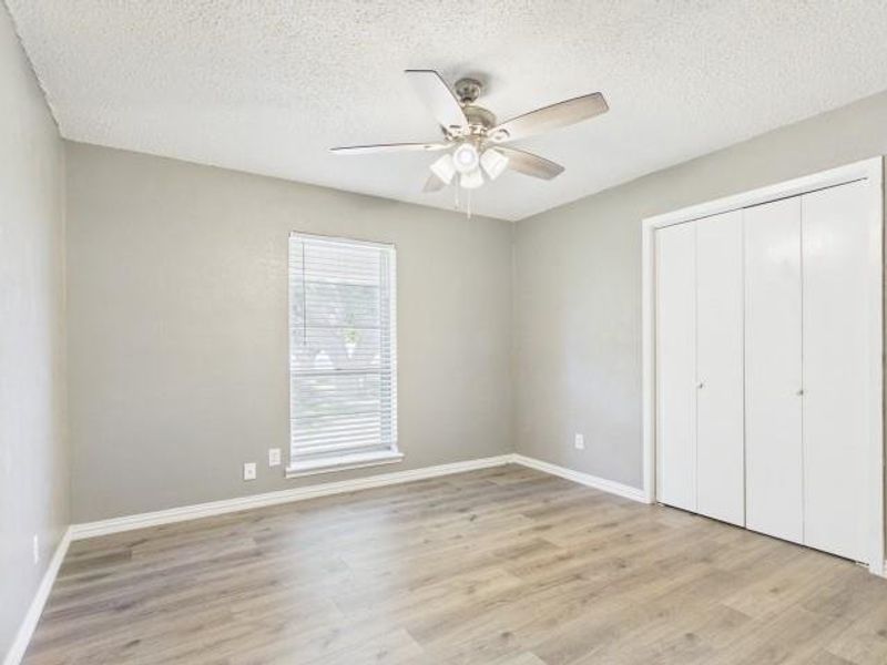 Spacious, unfurnished interior of a new home in , Athens (Image 14).