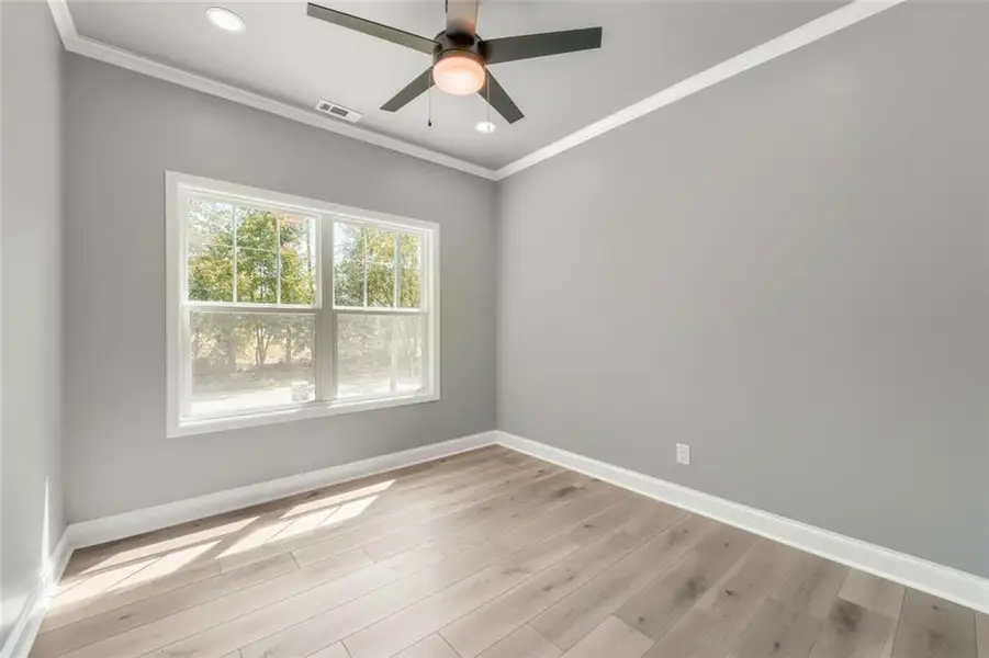 Spacious, unfurnished interior of a new home in , Atlanta (Image 22).