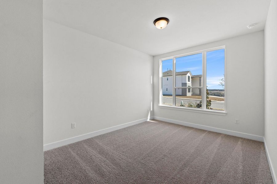 Spacious, unfurnished interior of a new home in Lariat, Liberty Hill (Image 32).