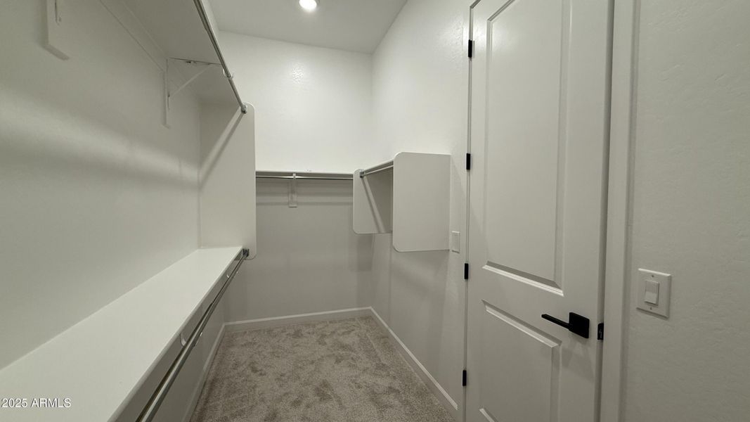 026 - Owner's Walk-In Closet 026 - Owner's Walk-In Closet