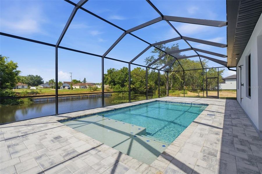 Exterior details and patio area of a home in , Cape Coral (Image 4).