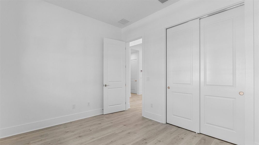 Spacious, unfurnished interior of a new home in , Port St. Lucie (Image 24).